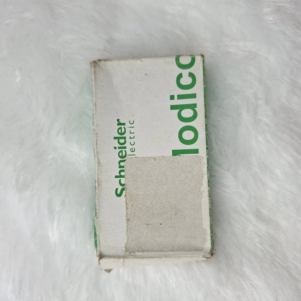 Schneider Electric Modicon TM5SAO2L Module TM5SAO2L FAST SHIP